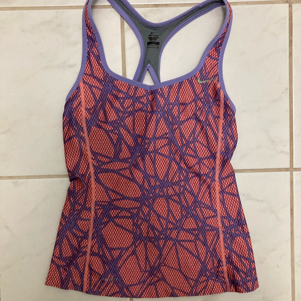 Nike racer back workout top